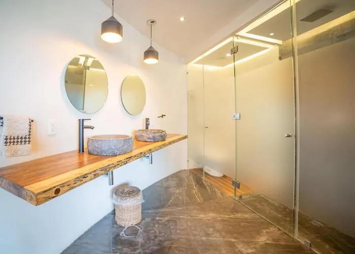 Apartment Secluded Jungle Free Access To Club