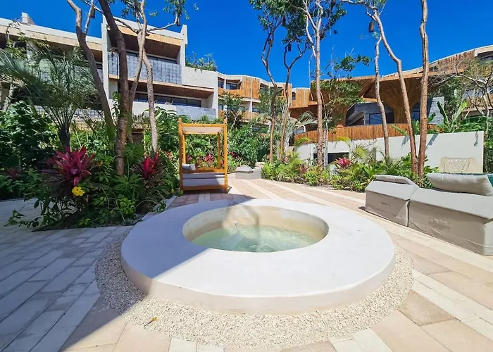 Secluded Jungle Free Access To Club *