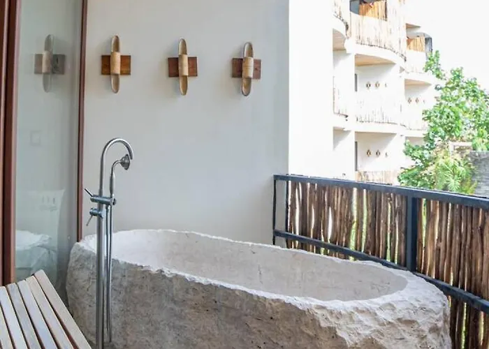 Apartment Secluded Jungle Free Access To Club